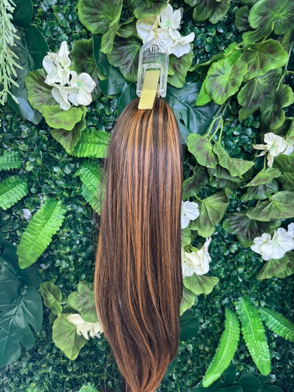 coda pony 50 cm castano e caramello