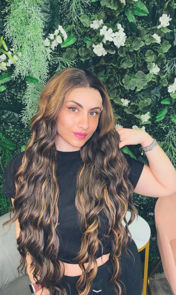 PARRUCCA VICKY CASTANA